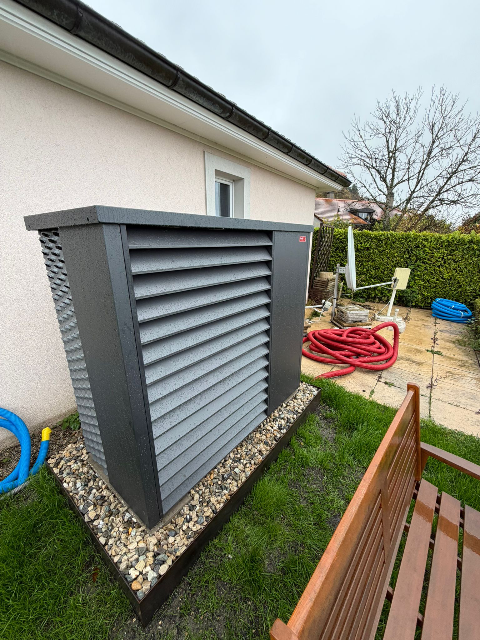 Installation pompe à chaleur à Perroy - Littoral Energie